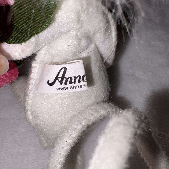 Annalee White 5" Mouse w/ long tail, holding Spring Flowers 2013 Easter EUC - Picture 5 of 7